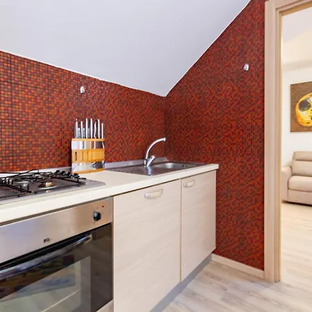 公寓 Mansarda Bellaria - Myho Casa 马帝斯兹罗