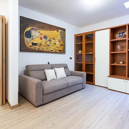 Mansarda Bellaria - Myho Casa 公寓 *