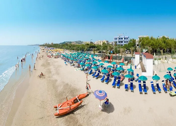 アパート Mansarda Bellaria - Myho Casa マルティンシクーロ